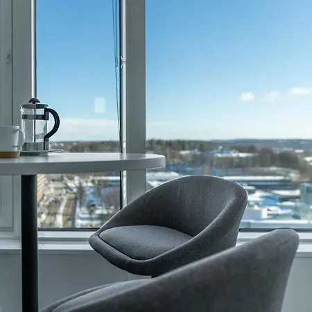 Topaasi / 13.krs Valoisa Yksio Upeilla Maisemilla Apartment *